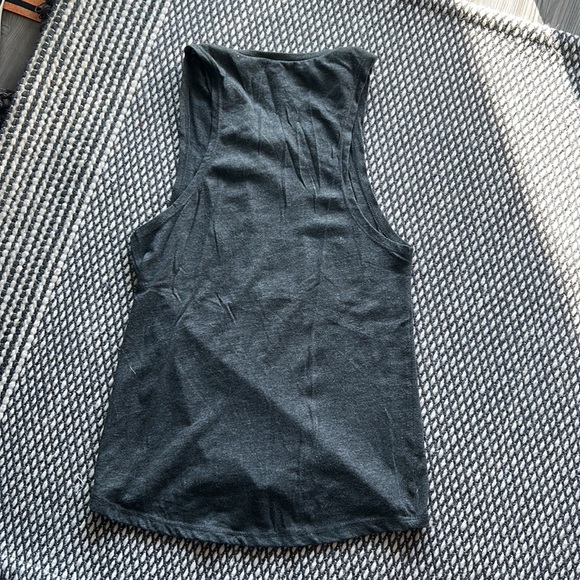 Muscles and Mascara muscle tank - Picture 4 of 4